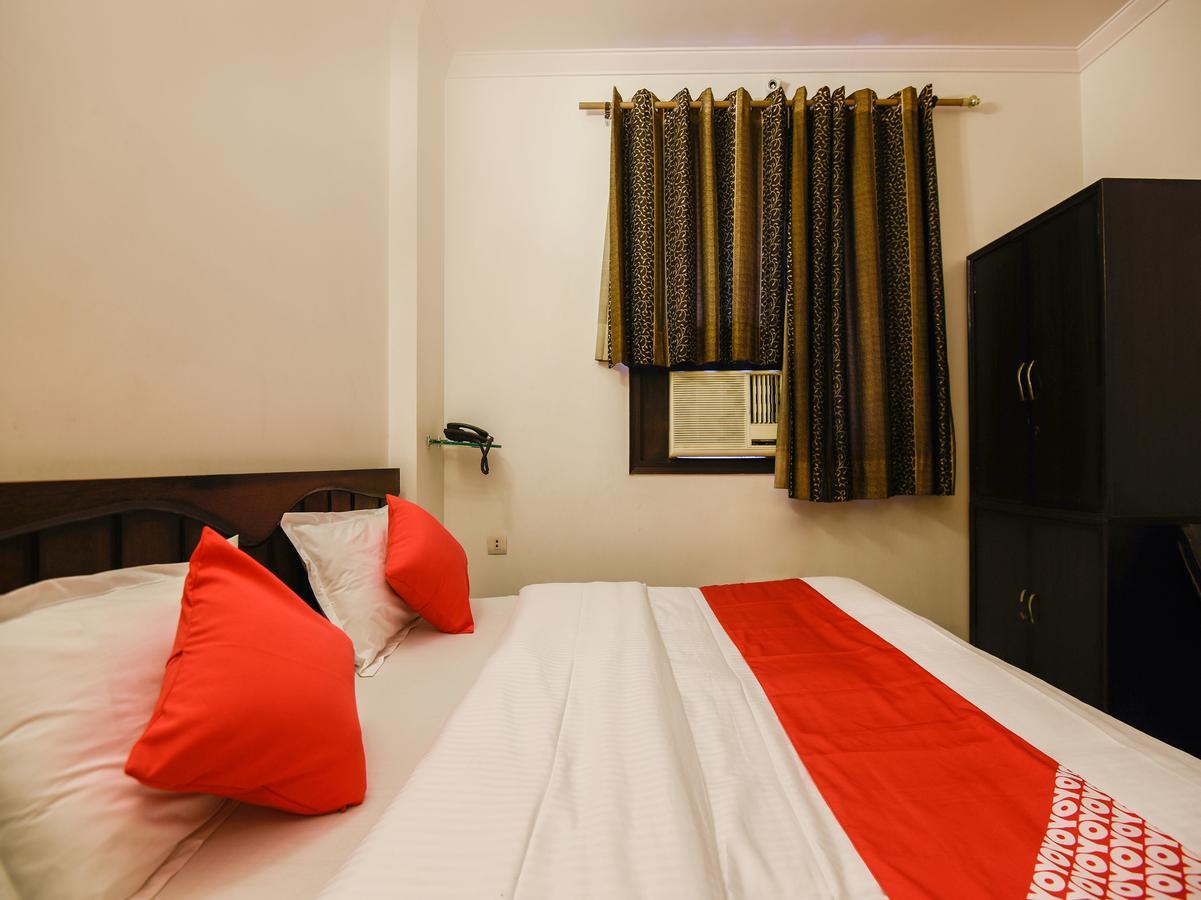 Hotel Amrit Villa Delhi  Exterior photo